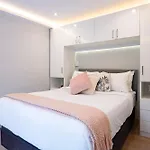 Private Residences By Vibrant